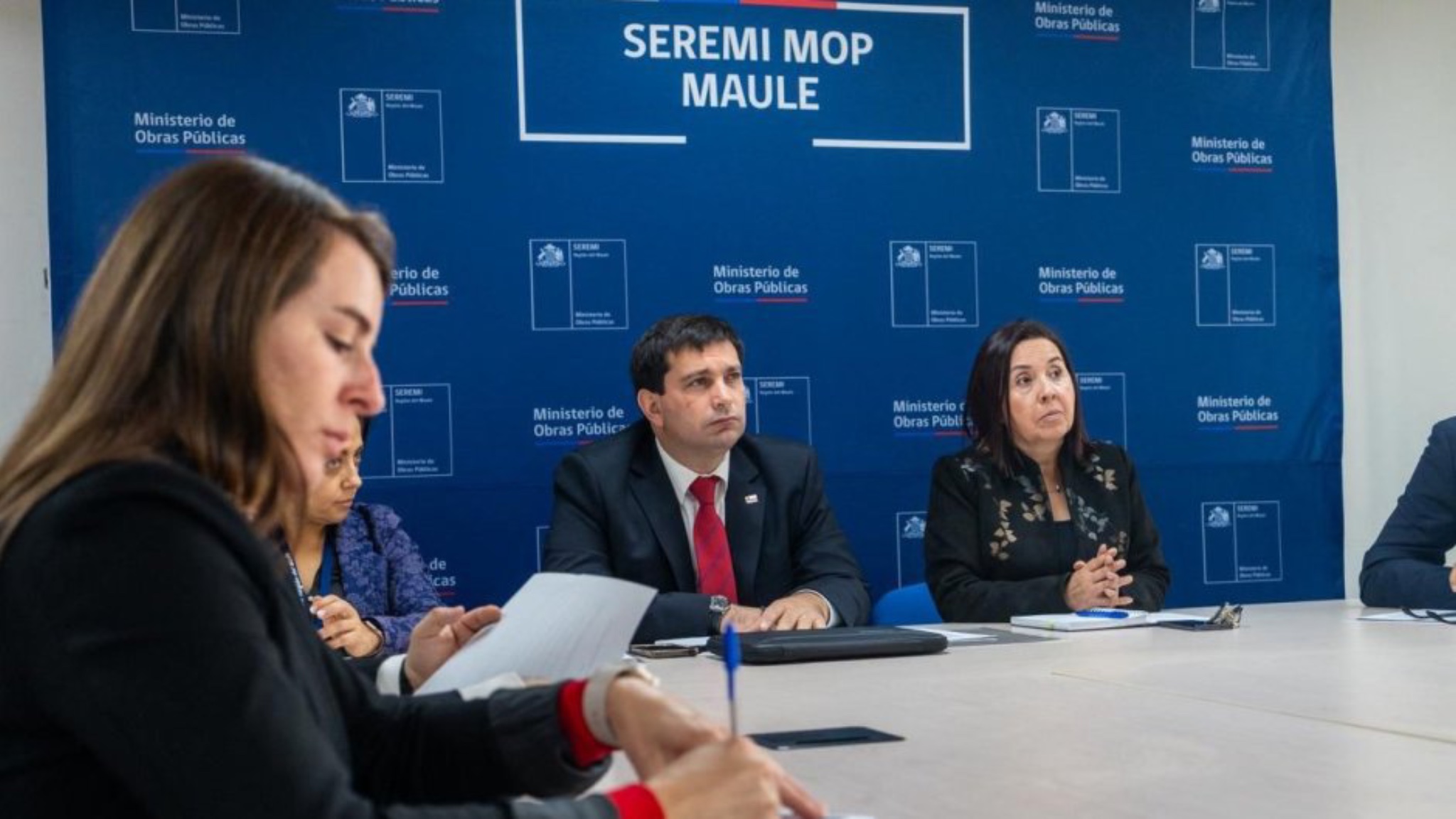 REGIONAL: Delegado Presidencial Lidera Mesa Técnica para Acelerar la Entrega de Tres Nuevos Hospitales en el Maule